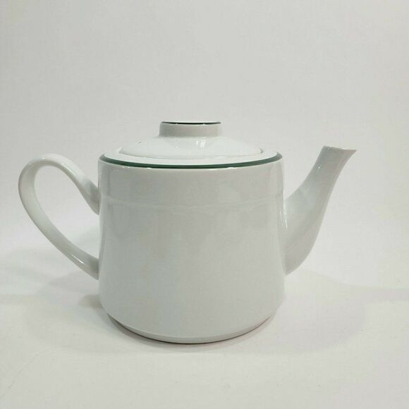 Vintage Christmas Noel Tradition Teapot - Picture 3 of 8